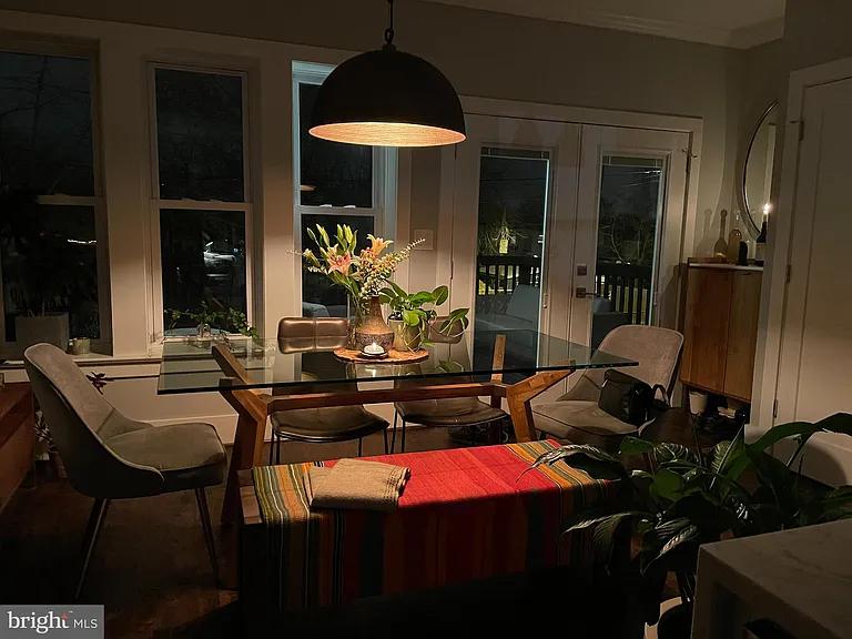 621 Longfellow St NW — Photo 5