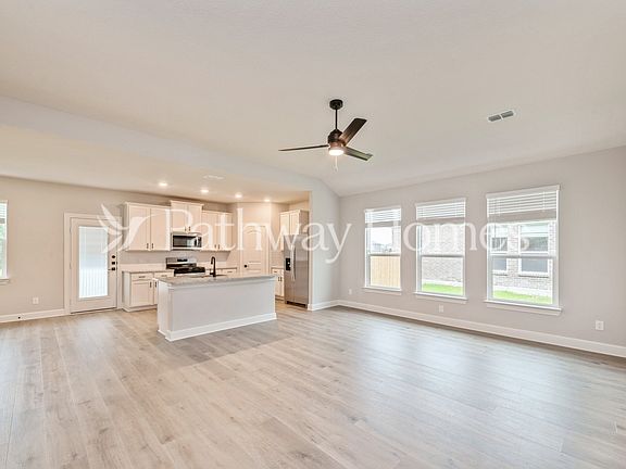 4th image of 1825 Atwood Dr