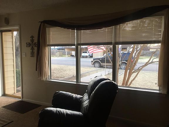 4th image of 601 Avenue L