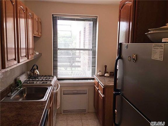 3rd image of 7350 Bell Blvd APT 5F