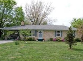 2001 Pleasant Grove Rd, Westmoreland, TN 37186