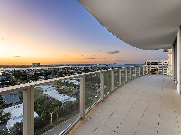 3100 N Ocean Dr #1702-P — Photo 29