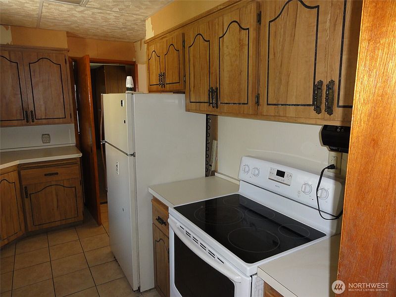 5th image of 38211 SE 85th Street