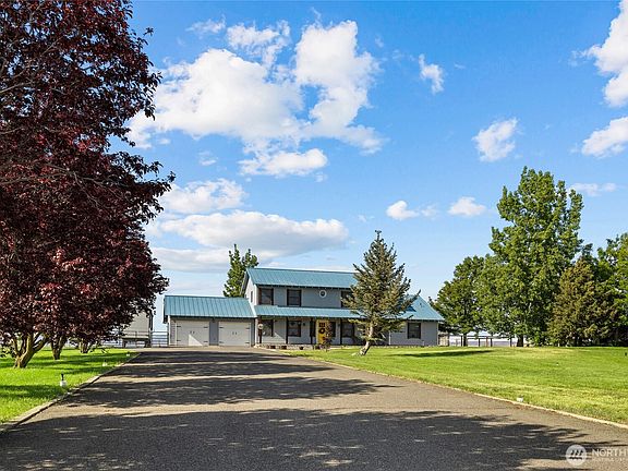 3rd image of 801 Carroll Road