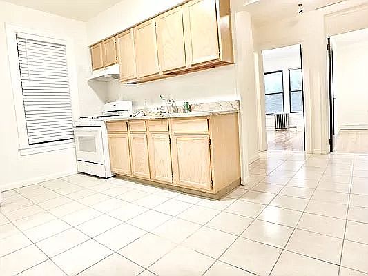 3rd image of 26-24 29th St #1F