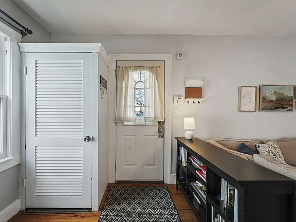 3rd image of 180 Ackley Ave