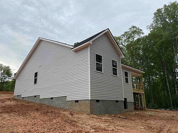 5th image of 131 Sunnydale Cir