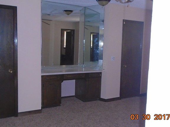 3rd image of 4620 NE Bell Ave