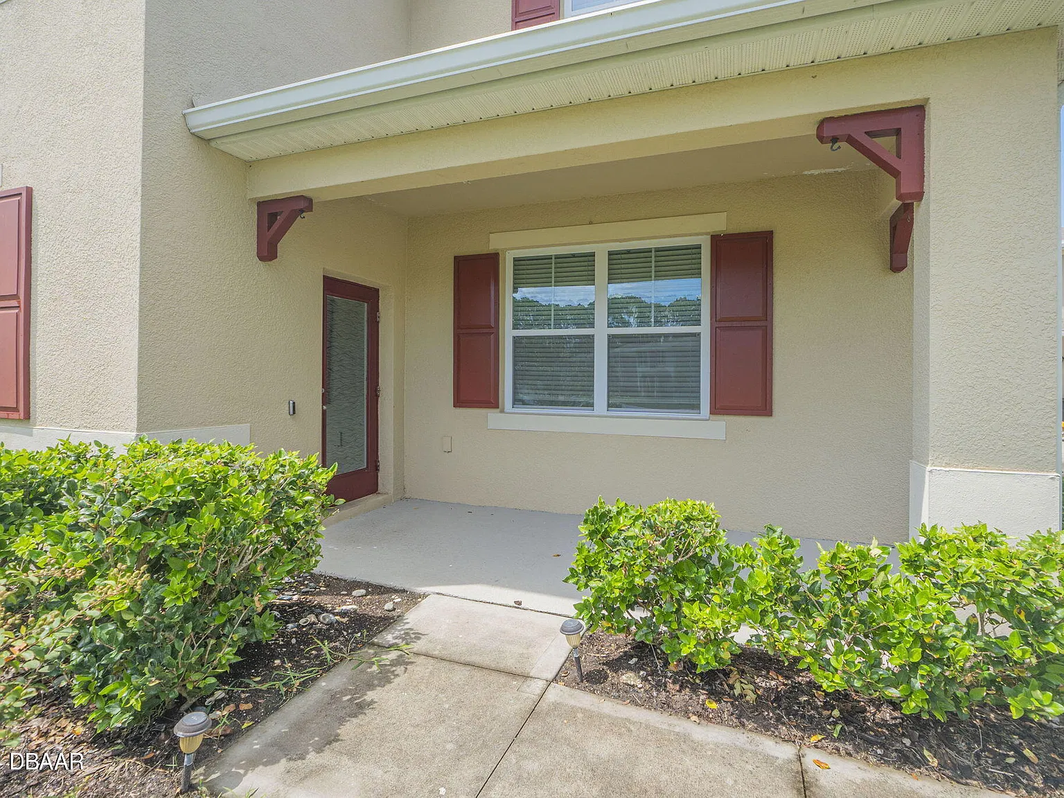 3 bed, 2.5 bath, 1716 sqft, $2,225 — Photo 3