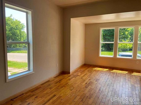 5th image of 508 W Fleshiem St