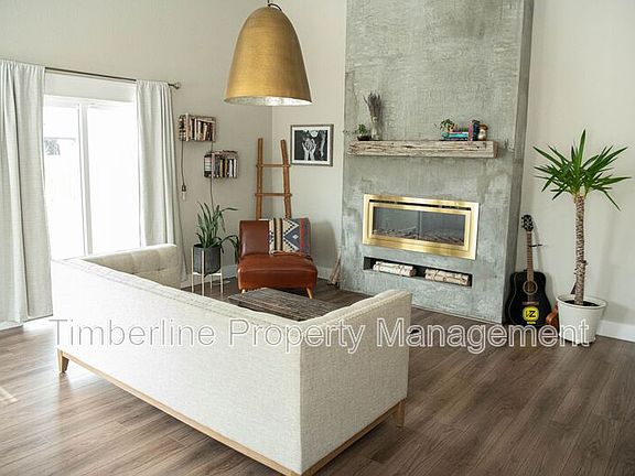 2nd image of 12650 Hiddenwalk Way
