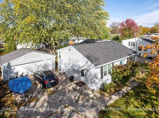 1022 Silver St, De Pere, WI 54115