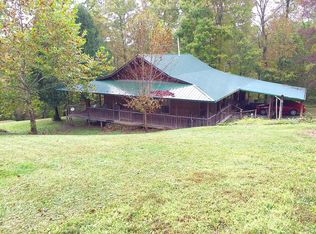 8950 Russell Springs Rd, Russell Springs, KY 42642