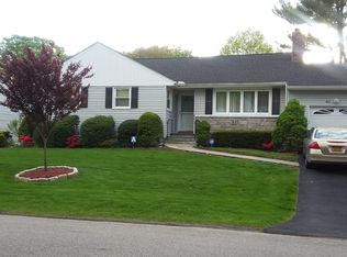 41 Beverly Rd, White Plains, NY 10605