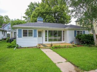 252 E Linden Dr, Jefferson, WI 53549