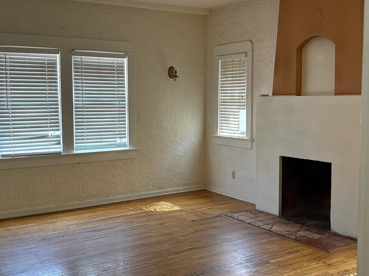 2 bed, 1351 sqft, $1,625 — Photo 2
