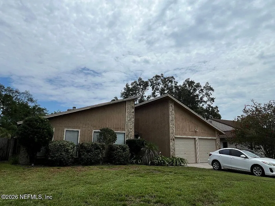 12841 Crest Ridge Dr