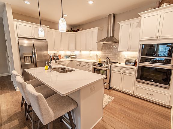 5th image of 2316 Saddle Dr