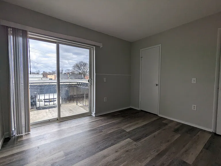 1615 Nottingham Ave #101 — Photo 13