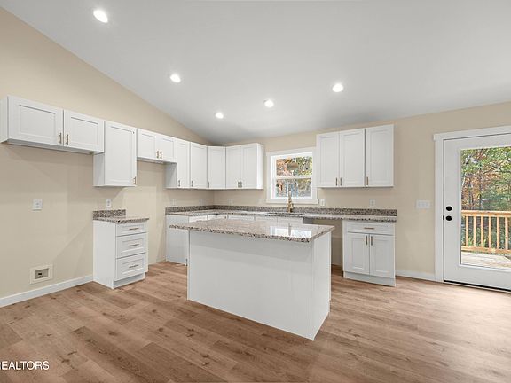 5th image of 97 E Ridge Dr Lot 21
