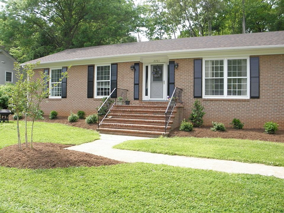 2nd image of 2721 Huntington Rd