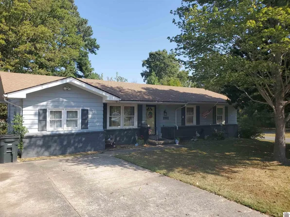 3701 Springdale Cir, Paducah, KY 42001