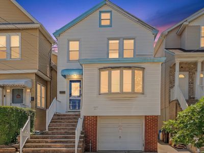94 W 43rd St, Bayonne, NJ, 07002