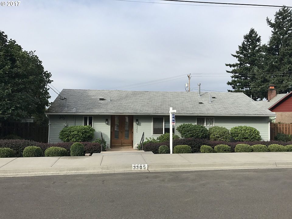 1st image of 3305 E 11th St
