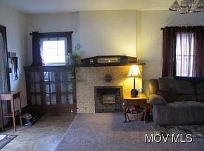 5th image of 1513 Park Ave
