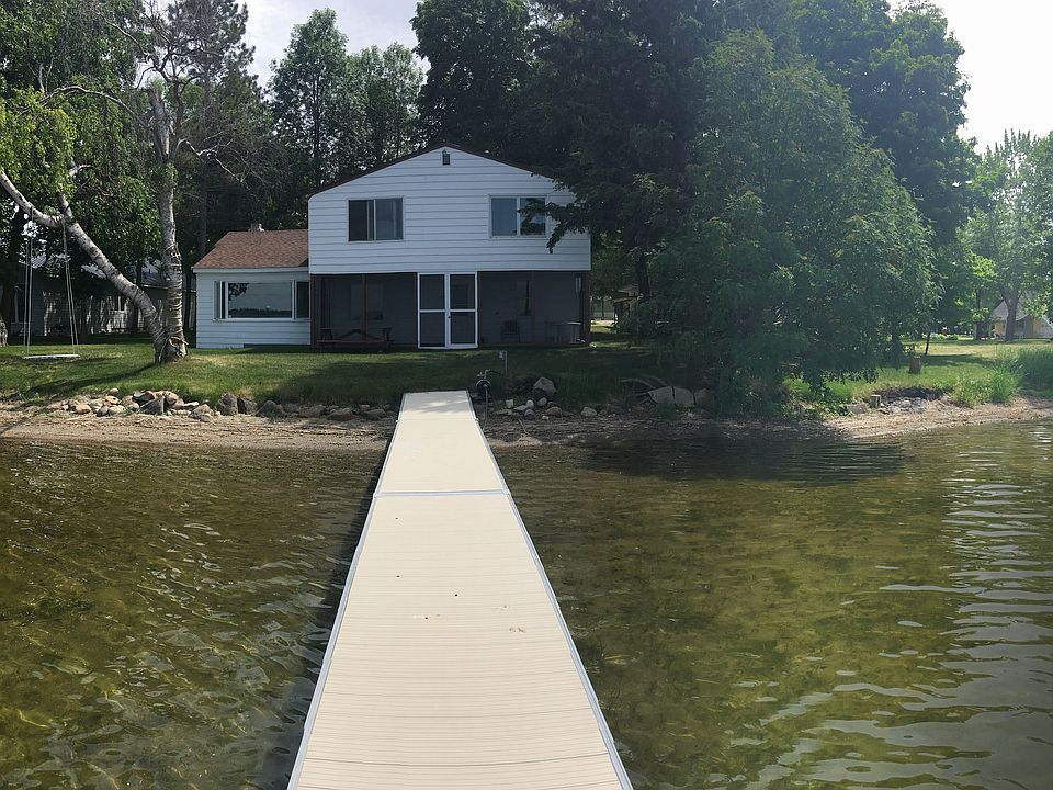 Beautiful Lake View & Propoerty Dock