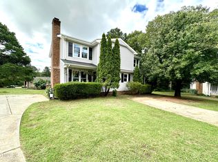 115 Chatham Woods Dr, Cary, NC 27511