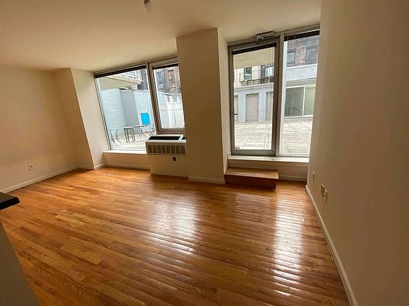 3rd image of 540 W 50th St APT 2E