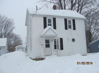 918 S Lafayette St, Shawano, WI 54166