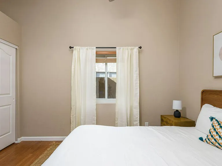 650 W Palo Verde St — Photo 10