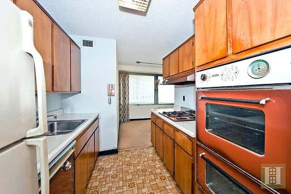 Sold by Halstead Real Estate | media 13