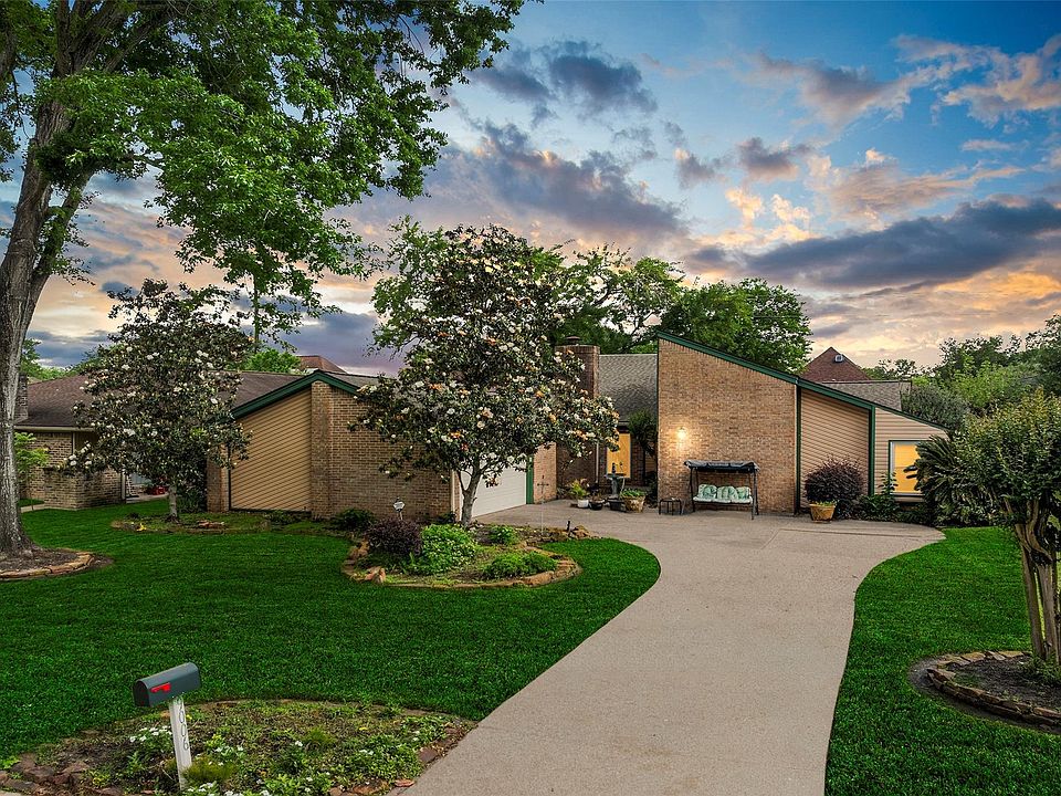 1st image of 9006 Donys Dr