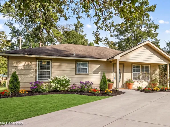 10465 Royal York Dr, Conroe, TX 77303