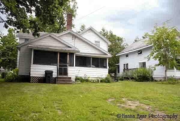 2nd image of 128 Broadway St