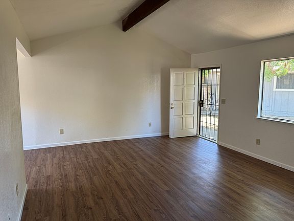 3rd image of 8521 Portola Ct