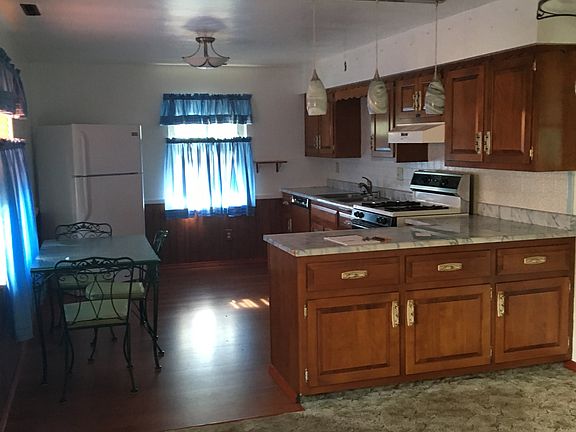Full View of the Kitchen
