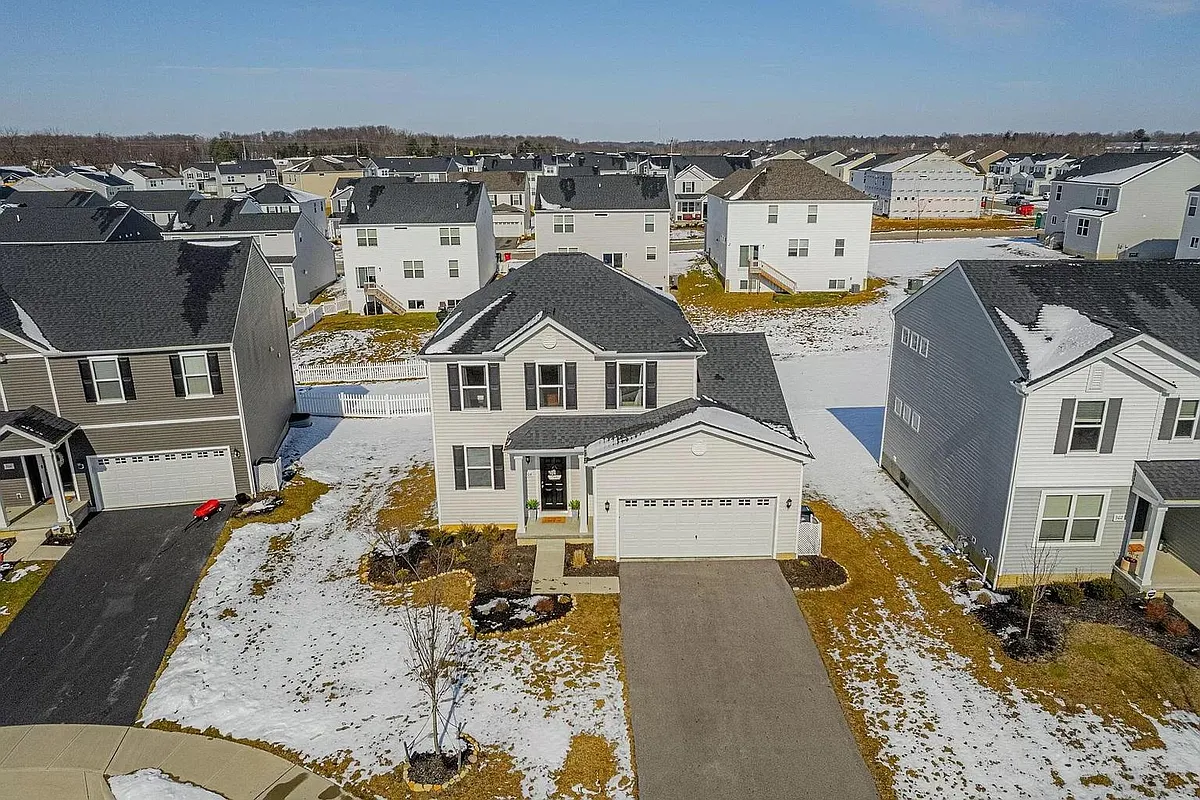 Building Photo - 304 Gray Fox Ct