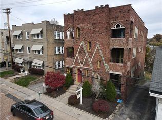 119 Central Sq #5, Pittsburgh, PA 15228
