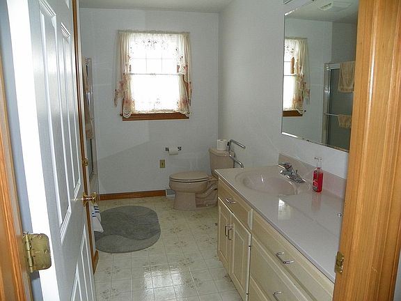 upstairs bathroom