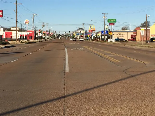 (undisclosed Address), Indianola, MS 38751