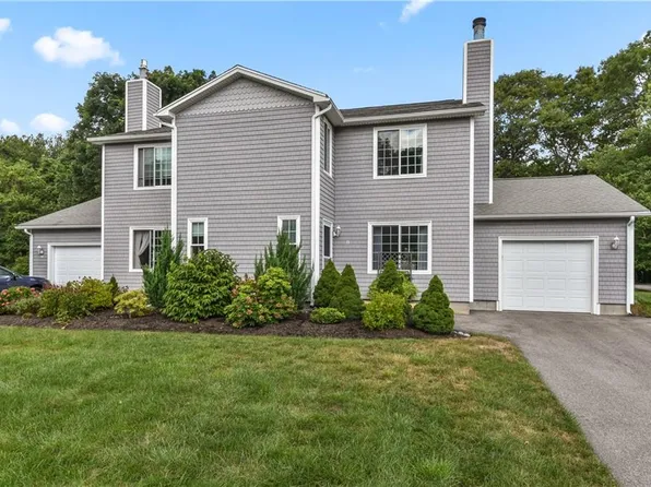 15 Riverdell Dr, Saunderstown, RI 02874