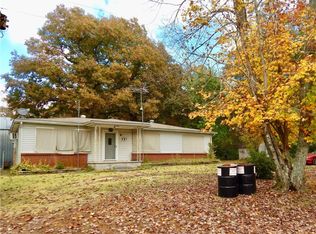 250 Madison St #1321, Huntsville, AR 72740
