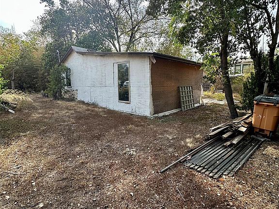 5th image of 404 Primrose St