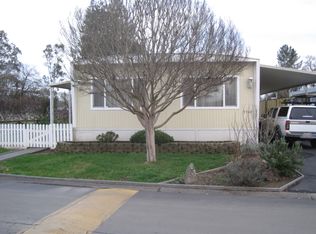5762 Mobile Dr, Santa Rosa, CA 95403