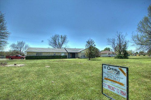 4th image of 20634 Prairie Hills Dr