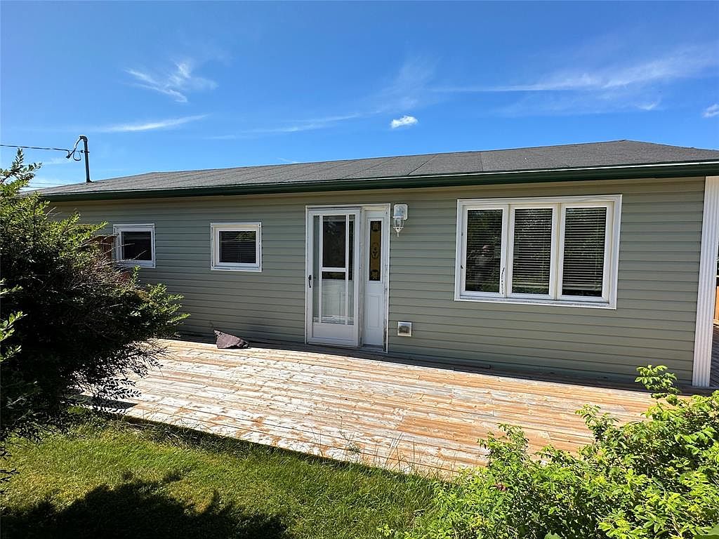 121 Point Rd, Harbour Main Chapel's Cove Lakeview, NL A0A 1V0 MLS